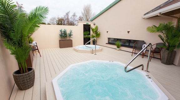 Best Western Plus White Horse Hotel Outdoor Hot Tubs