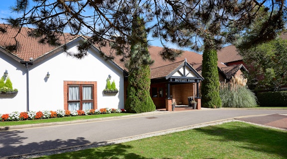 Macdonald Botley Park Hotel & Spa Front Entance