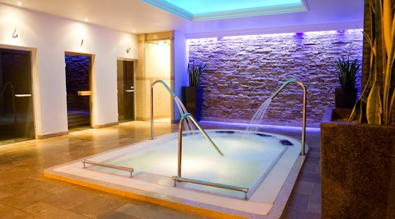 Bryn Meadows Golf Hotel & Spa Hydro Pool