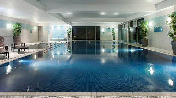 Crowne Plaza Marlow Swimmimg Pool at Night