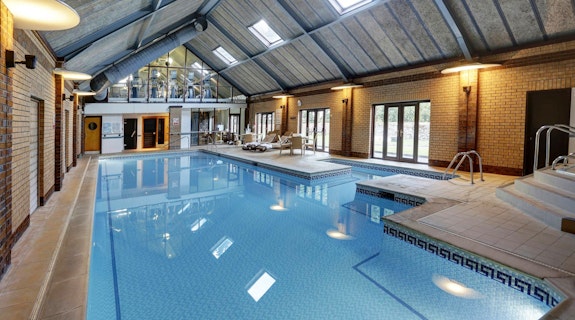 Knights Hill Hotel & Spa Swimming Pool