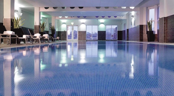 Macdonald Old England Hotel & Spa Swimming Pool