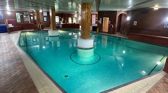 Mercure Maidstone Great Danes Hotel Swimming Pool Area