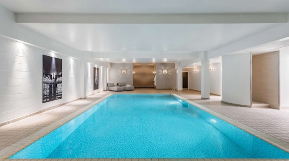 Nu Spa at the Radisson Blu Hotel, Stansted Airport Swimming Pool